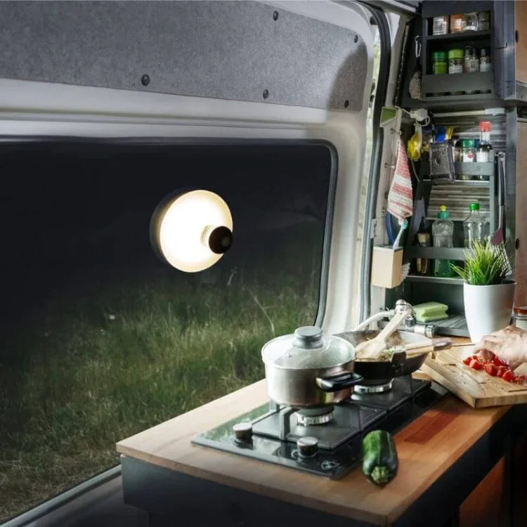 SnapLight LED-Lampe | Wiederaufladbar & Verstellbar für Zuhause/Reisen