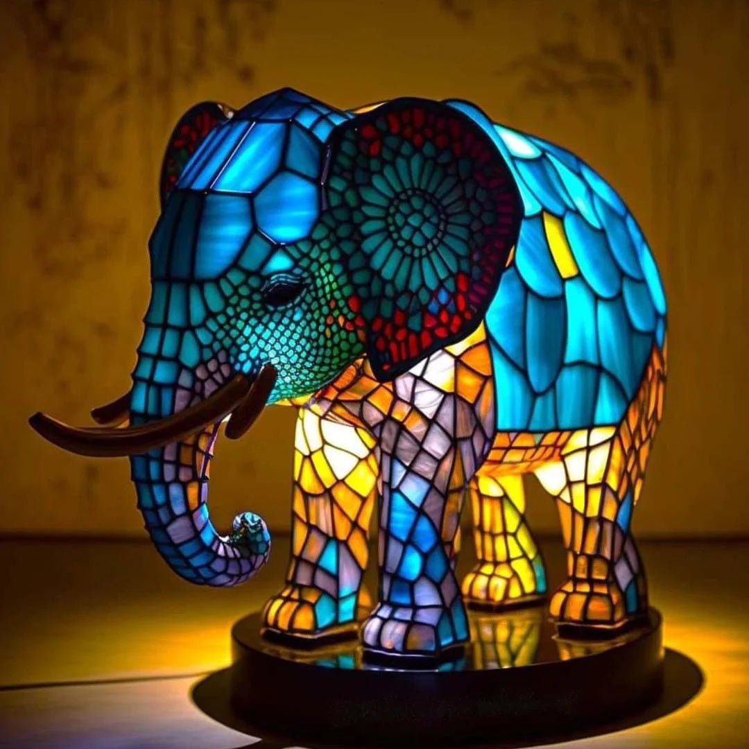 Buntes Tiffany-Glas Elefant Lampe, dekorative Tischleuchte, blaues Mosaikdesign, Wohnzimmerbeleuchtung.