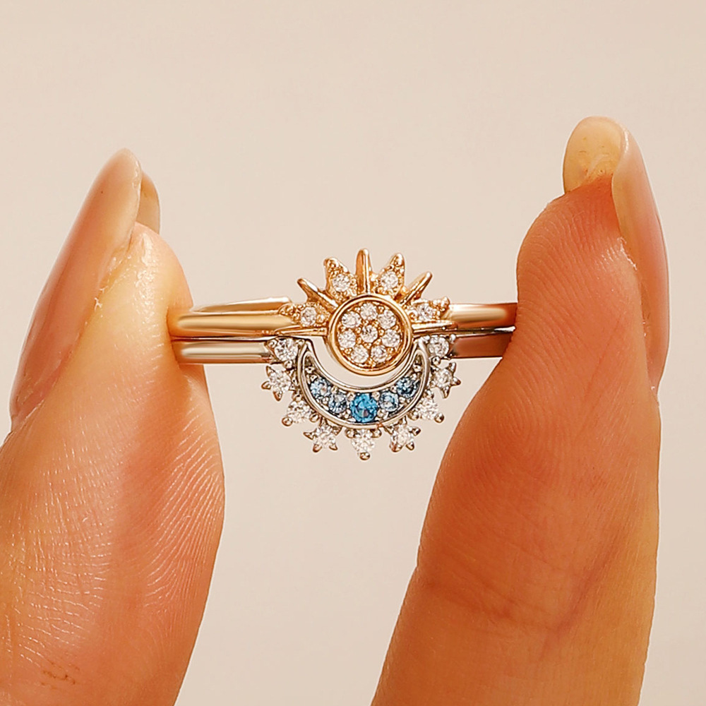 Anillo de declaración de cristal con diseño de sol y luna