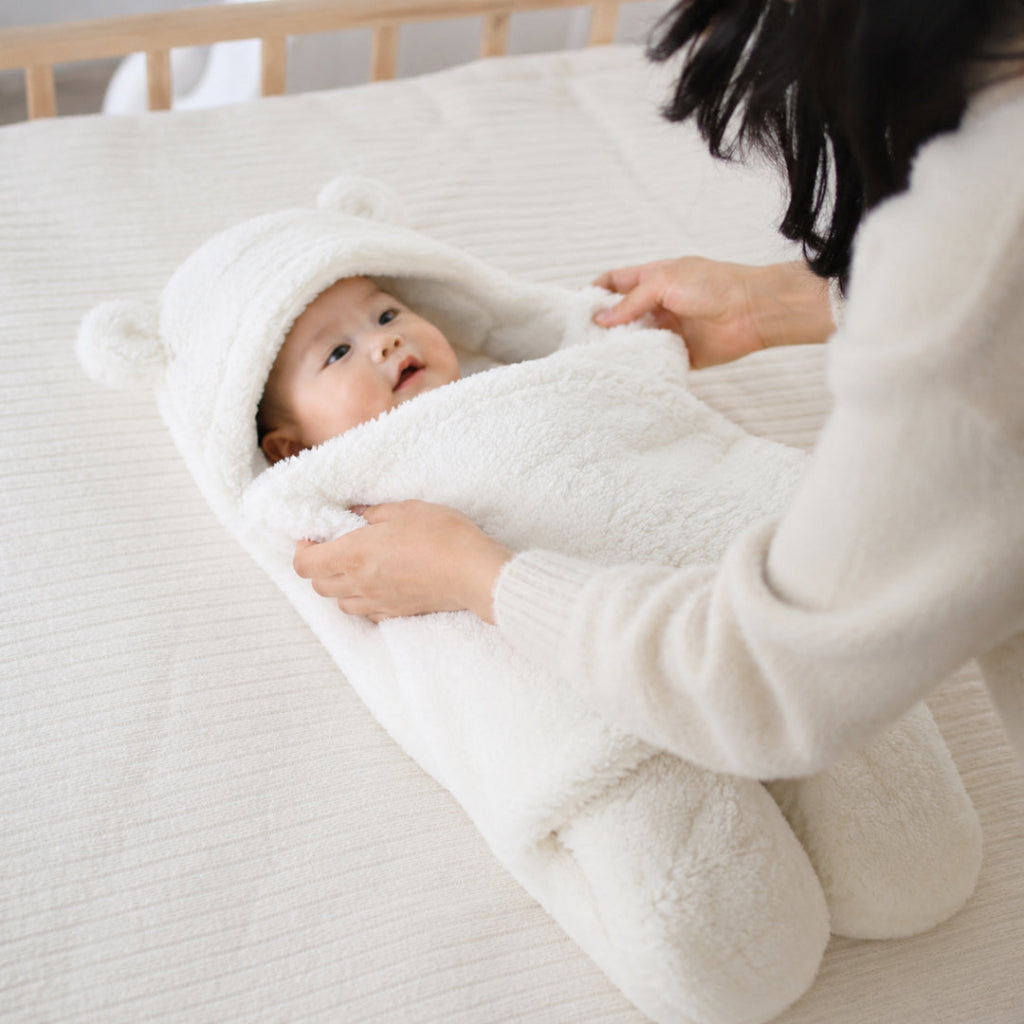 Baby Blanket Fleece Wrap with Hooded Design