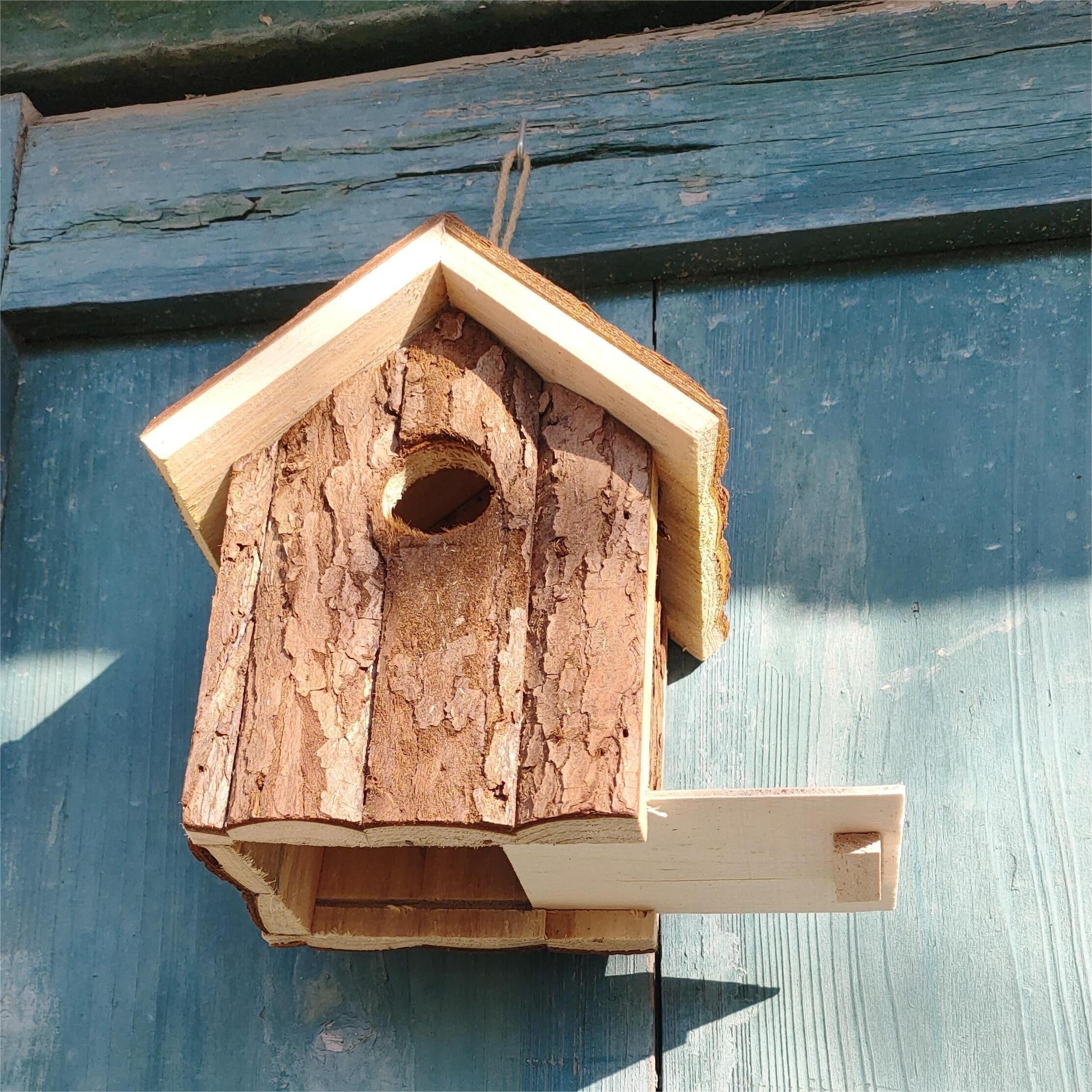 Wooden Hanging Outdoor Bird House Nest