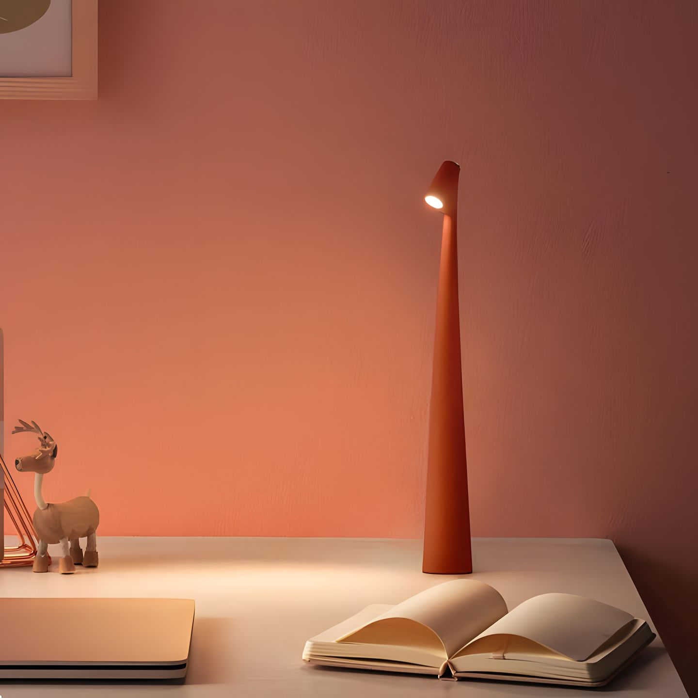 SlimLuxe - Cordless Table Lamp with Adjustable Brightness