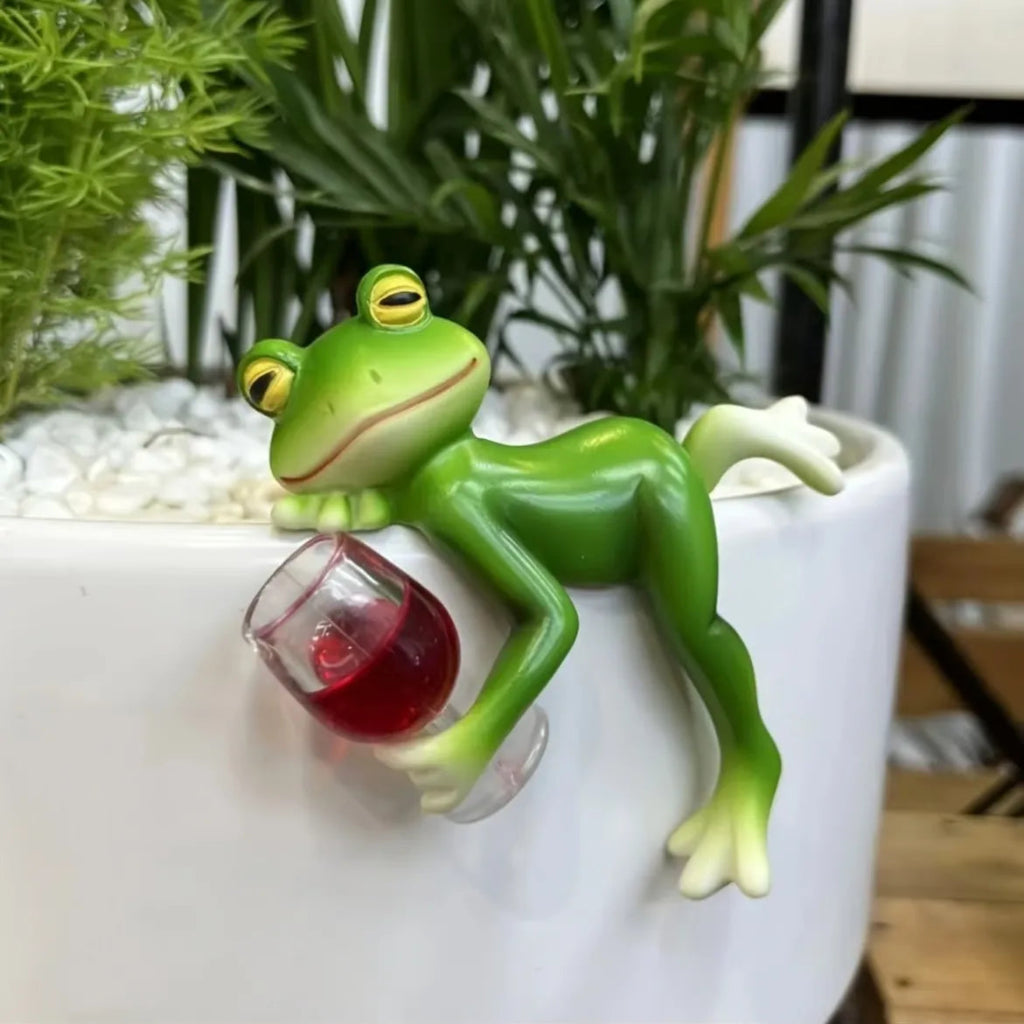 Garden Decor Frog Planter Pot Hanger Resin Statue