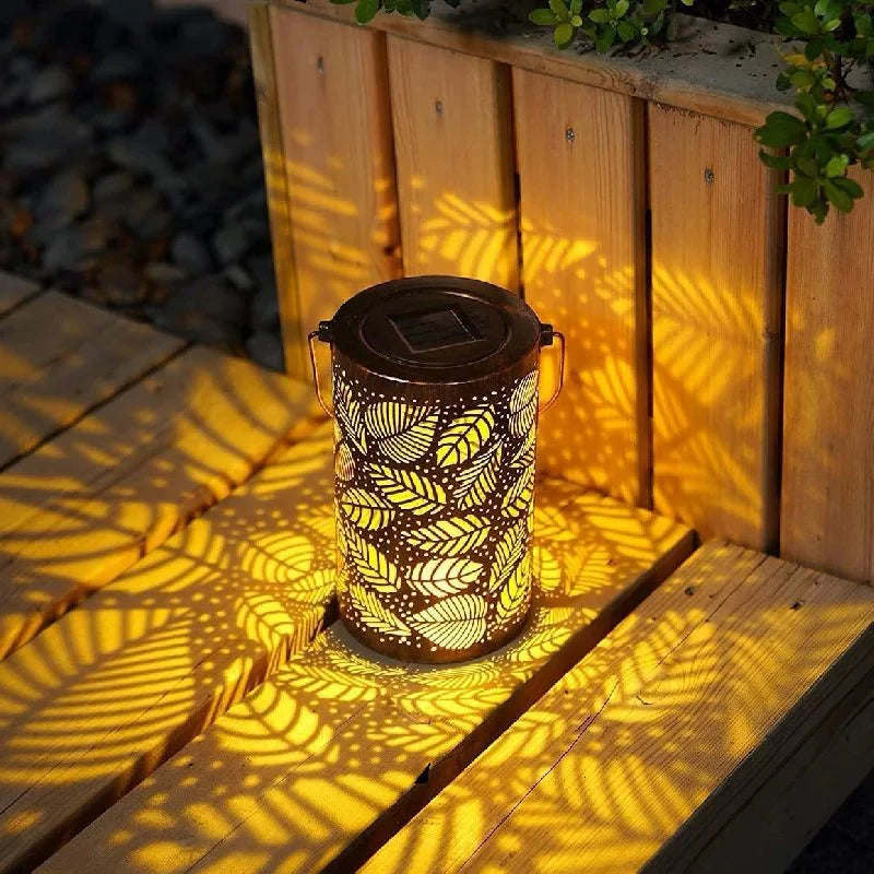 Lanterna Foglia Luminosa | Elegante Luce Solare da Giardino