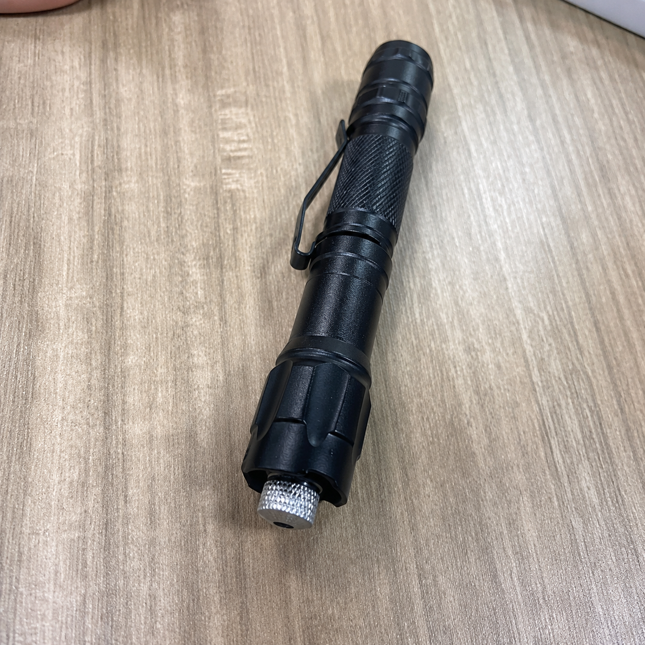Pointeur Laser Vert Rechargeable USB Longue Portée