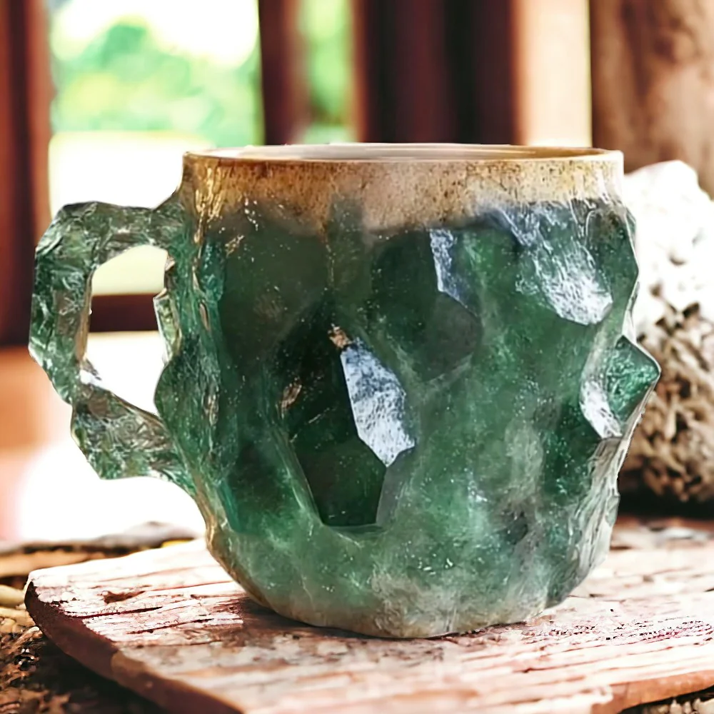 Taza de café con aspecto de piedra cristal natural