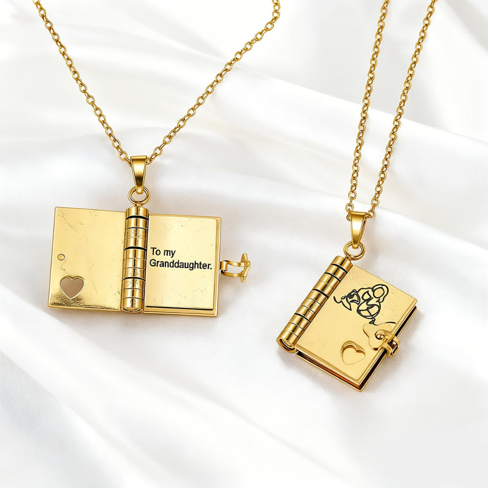 ペンダントネックレス 彫刻入りブックロケット ギフト 女性 母 娘