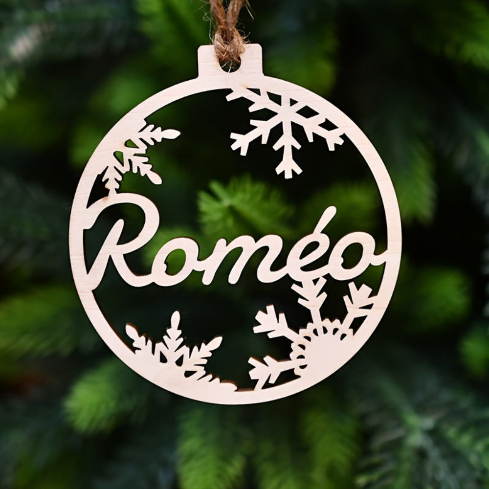 パーソナライズされたクリスマスオーナメント 木製の名前飾り