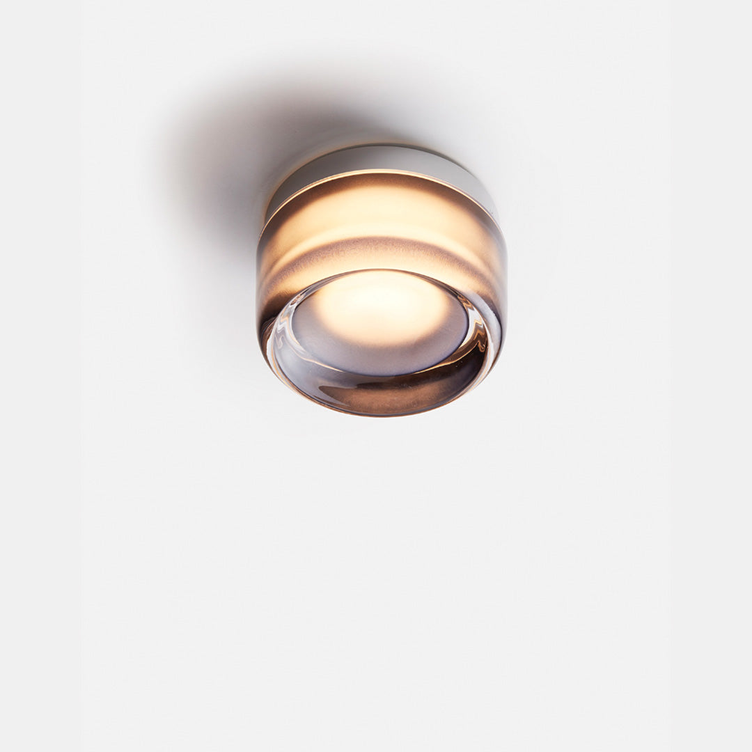 EleganceGlow - Modern Luxury Wall Lamp with Sophisticated Finish