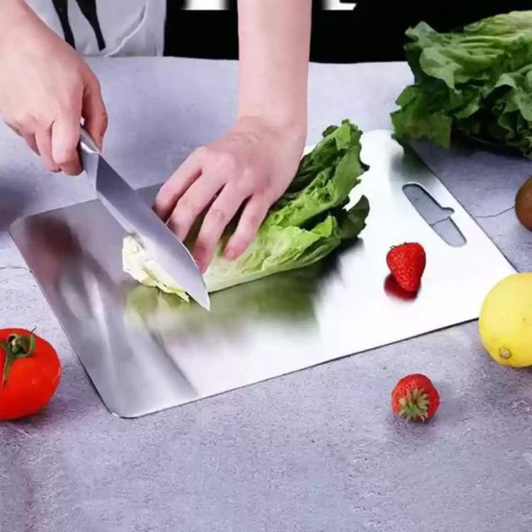 durable-titanium-cutting-board-2-gljd33
