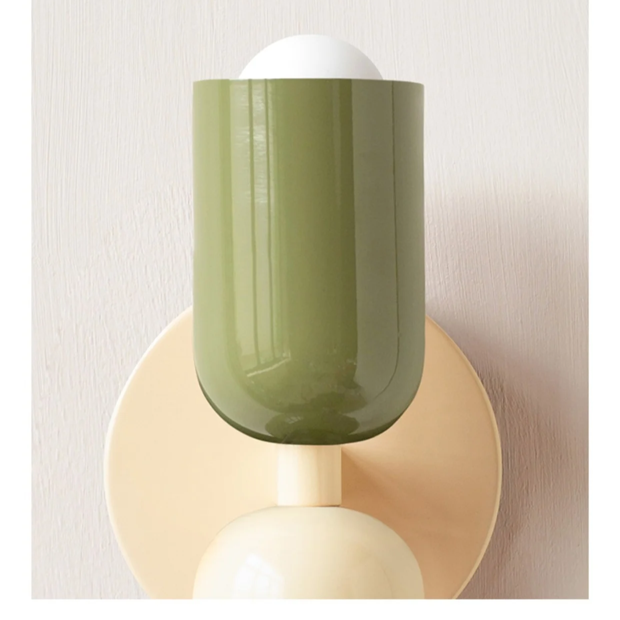 Moderne skandinavische Metall-Wandleuchte