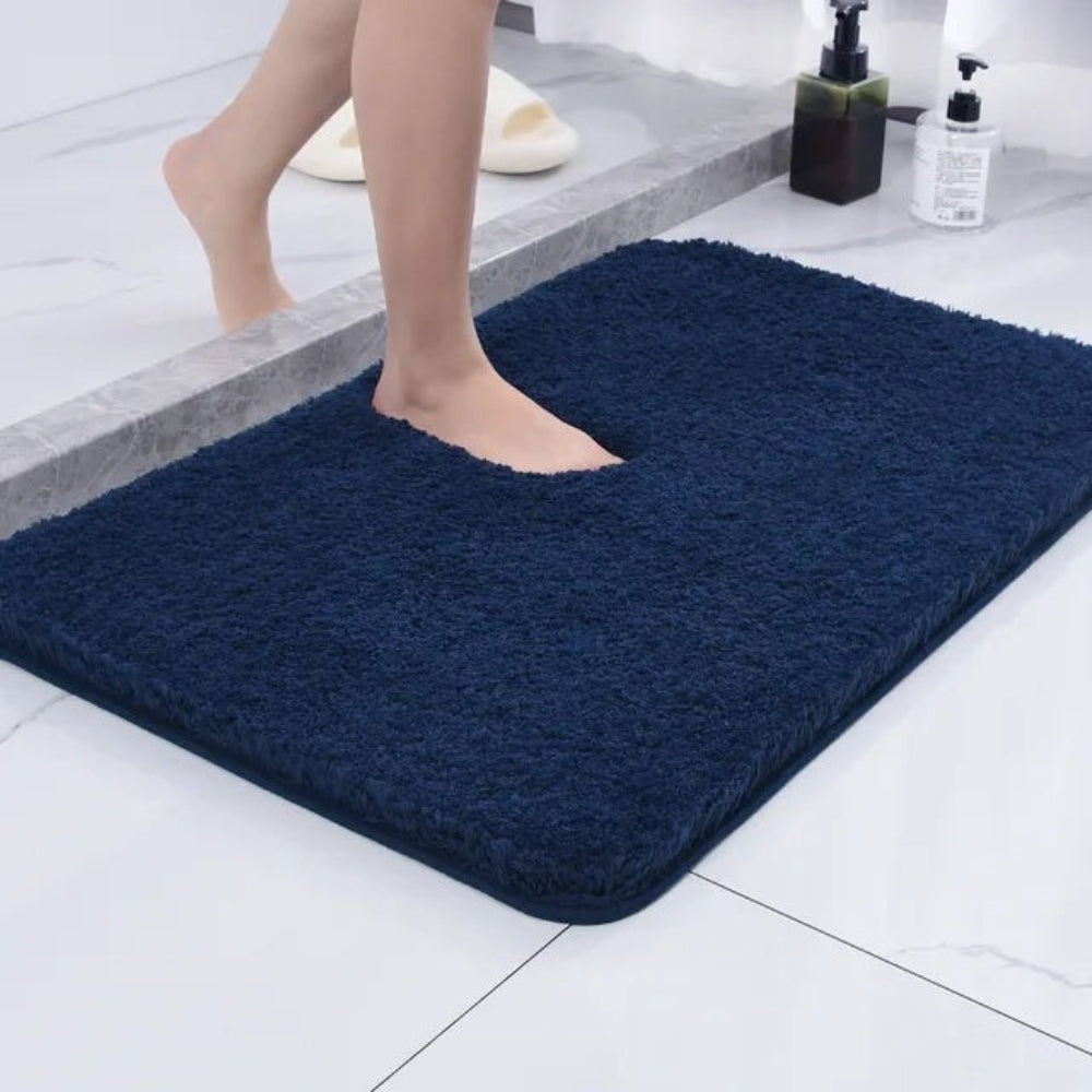 Plush Grey Microfiber Bathroom Floor Mat