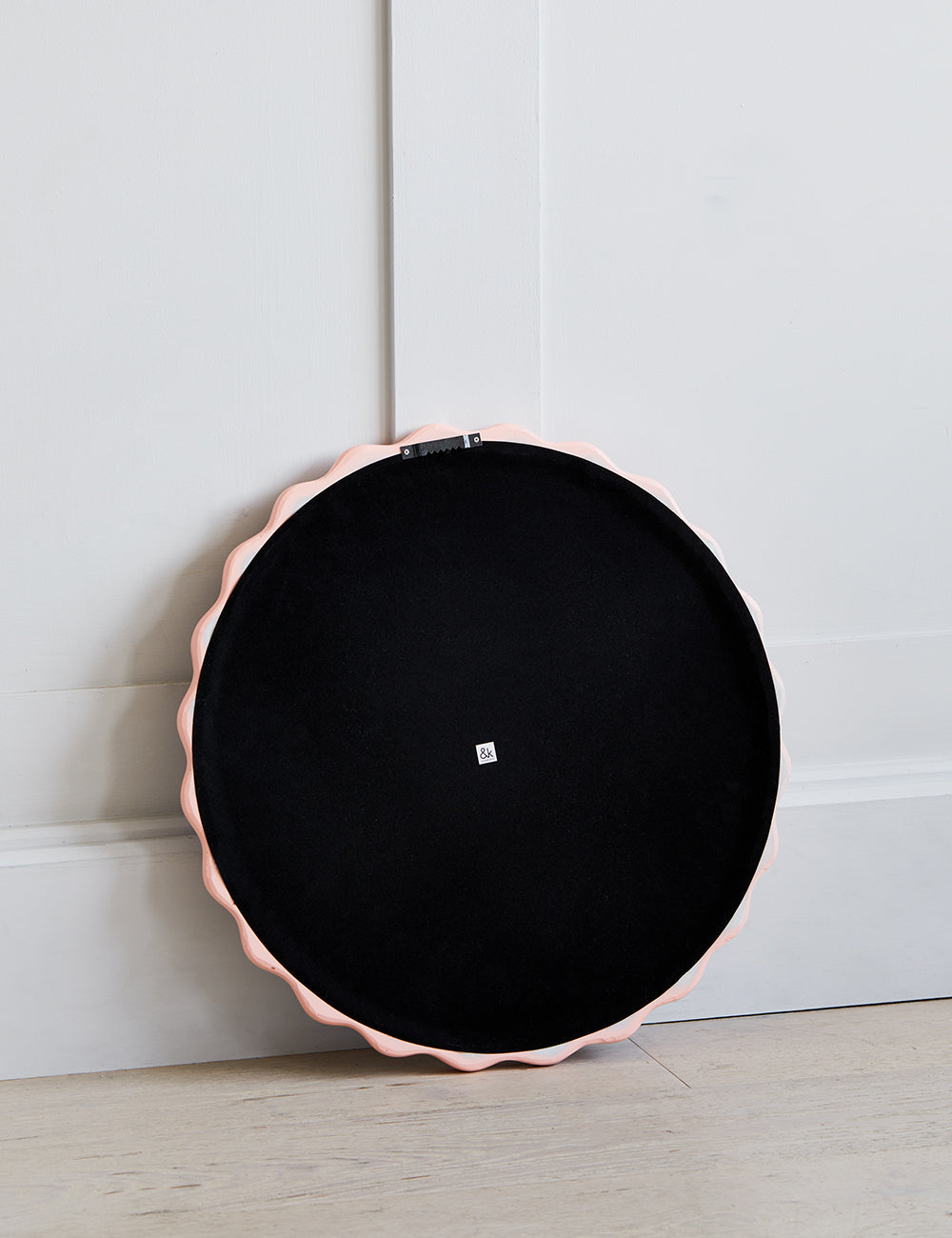 Wall Mirror Wavy Frame Round Modern